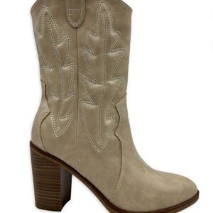 Mia Beige Western-Style Women's Boots